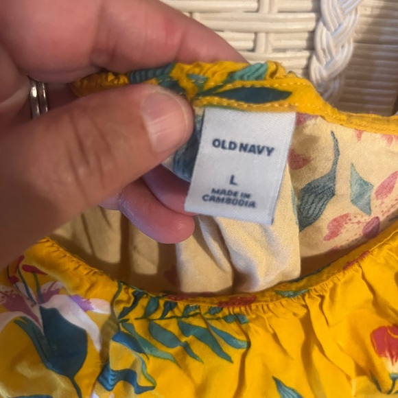 Floral top - Picture 2 of 2